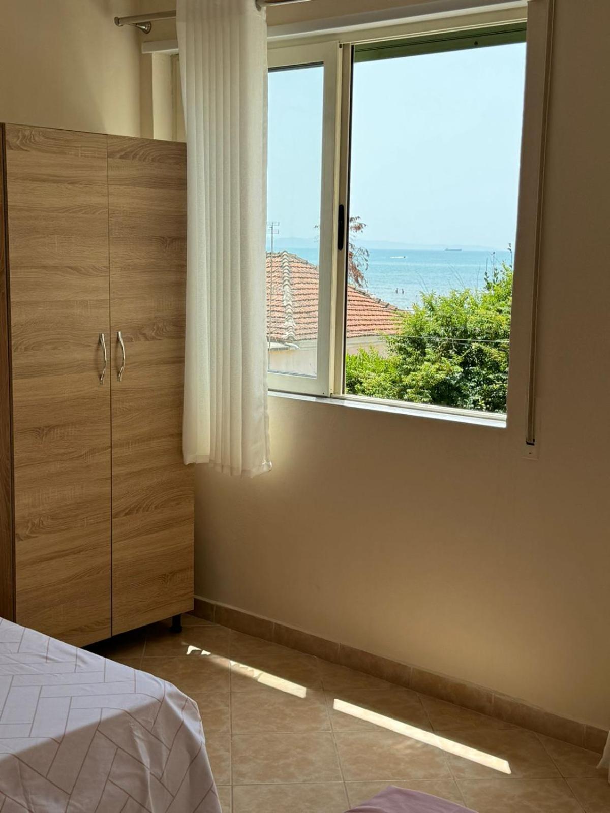 Sea & Gardenview Apartament Durrës